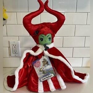 RARE-Disney Precious Moments-Queen Maleficent Autographed Linda Rick-Christmas